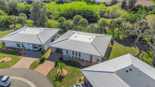 402 CIRCLEWOOD DRIVE H2-4, Venice, FL 34293