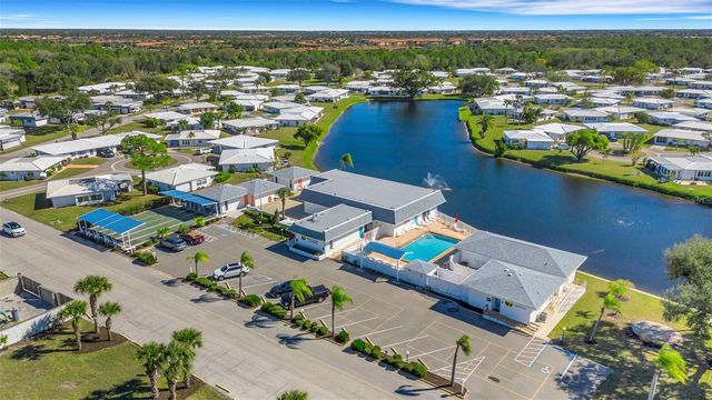 402 CIRCLEWOOD DRIVE H2-4, Venice, FL 34293