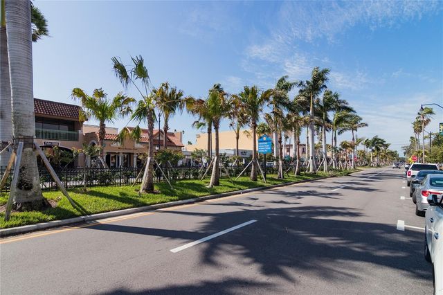 402 CIRCLEWOOD DRIVE H2-4, Venice, FL 34293