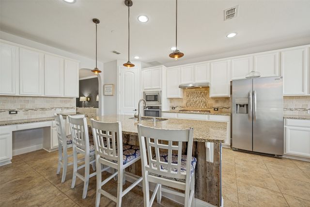 604 Bentley Court, Roanoke, TX 76262