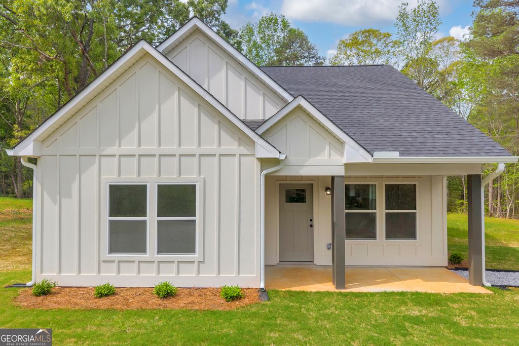 181 Lake Club Drive, Hartwell, GA 30643