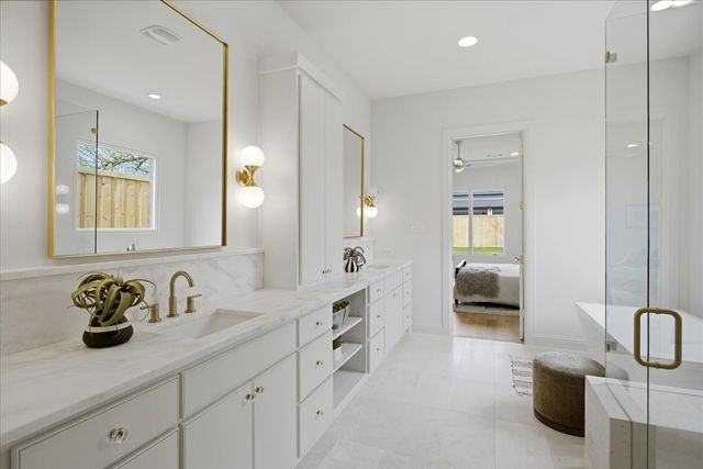 5043 Linnet Lane, Dallas, TX 75209