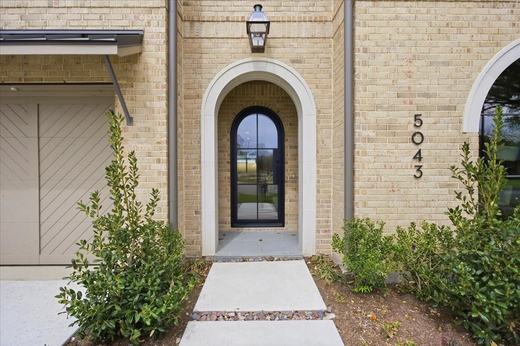 5043 Linnet Lane, Dallas, TX 75209