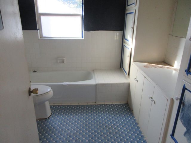 6259 S Lakeshore Drive, Shreveport, LA 71119