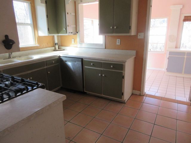 6259 S Lakeshore Drive, Shreveport, LA 71119