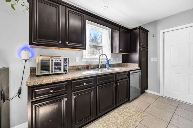 7 Snook Road, Mary Esther, FL 32569