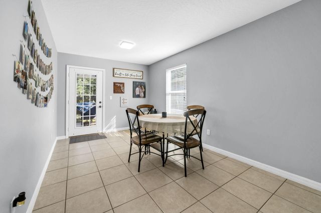 7 Snook Road, Mary Esther, FL 32569