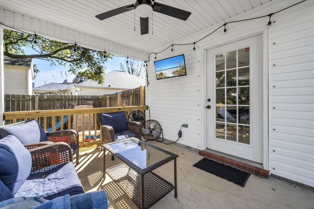 7 Snook Road, Mary Esther, FL 32569