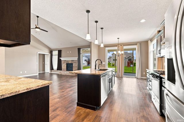 178 Begonia Court, Fort Wayne, IN 46814