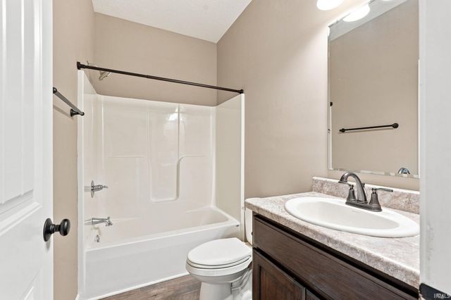 178 Begonia Court, Fort Wayne, IN 46814