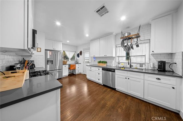 3858 S Hobart Boulevard, Los Angeles, CA 90062