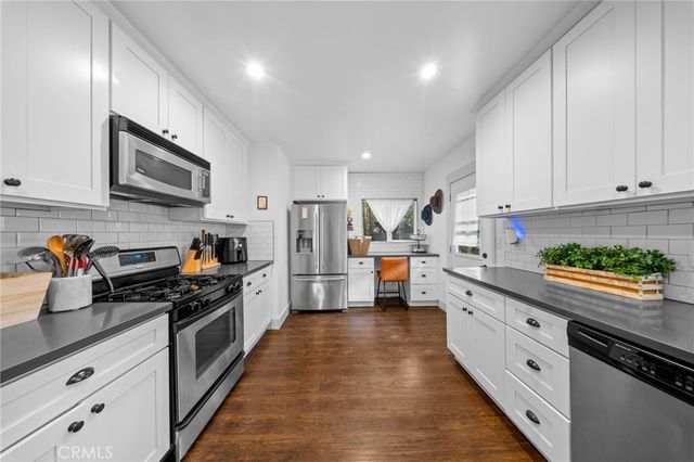 3858 S Hobart Boulevard, Los Angeles, CA 90062