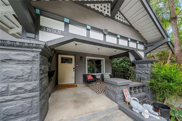 3858 S Hobart Boulevard, Los Angeles, CA 90062