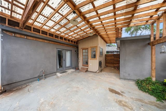 3858 S Hobart Boulevard, Los Angeles, CA 90062