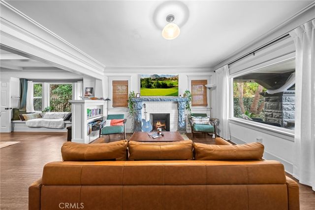 3858 S Hobart Boulevard, Los Angeles, CA 90062