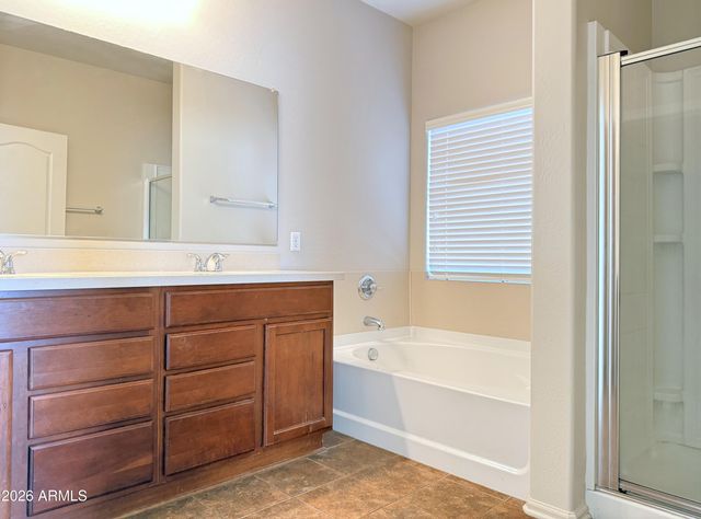 1128 S OLYMPIC Drive, Gilbert, AZ 85296
