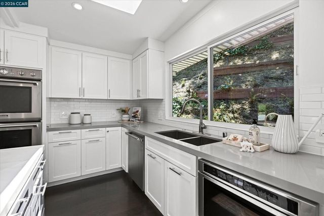 30 Dias Dorados, Orinda, CA 94563