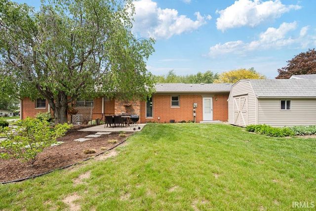 215 Holiday Lane, Greentown, IN 46936