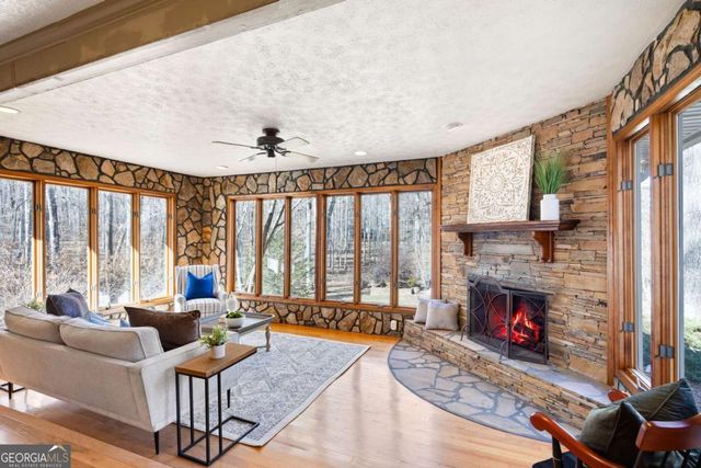 8277 Buchanan Highway, Dallas, GA 30157