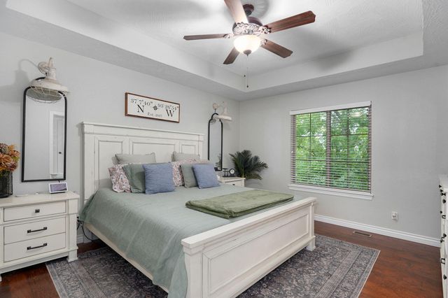 1465 S Appomattox Avenue, Republic, MO 65738