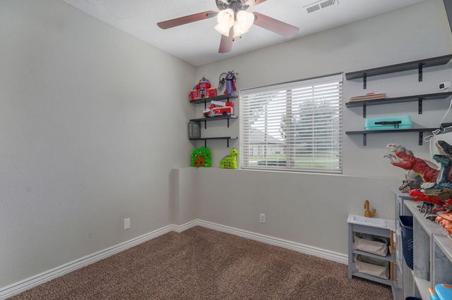 1465 S Appomattox Avenue, Republic, MO 65738