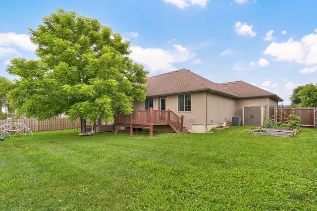 1465 S Appomattox Avenue, Republic, MO 65738