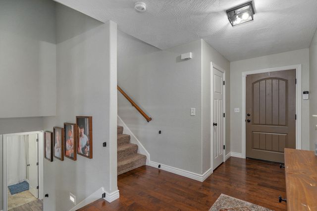 1465 S Appomattox Avenue, Republic, MO 65738