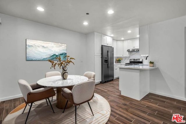 8600 Tuscany Avenue 202, Playa Del Rey, CA 90293
