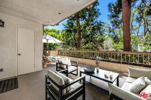 8600 Tuscany Avenue 202, Playa Del Rey, CA 90293