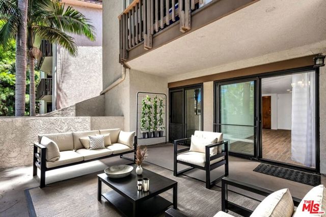 8600 Tuscany Avenue 202, Playa Del Rey, CA 90293