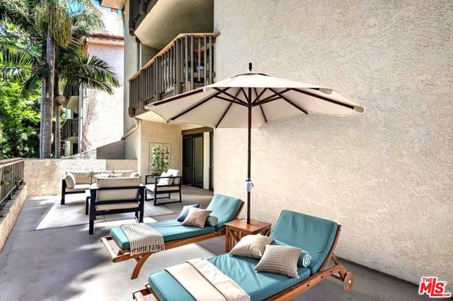 8600 Tuscany Avenue 202, Playa Del Rey, CA 90293