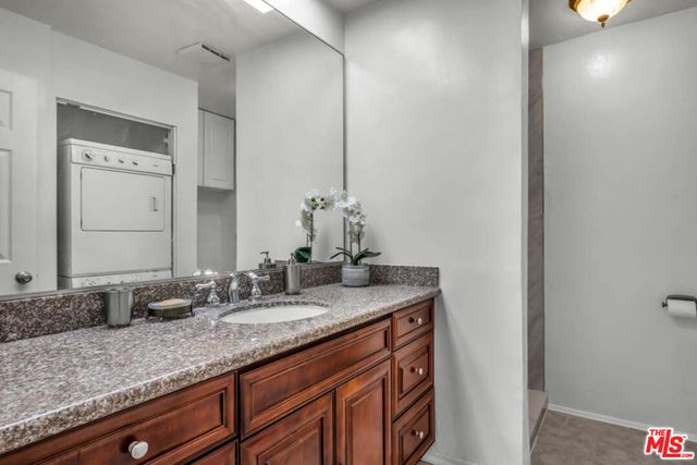 8600 Tuscany Avenue 202, Playa Del Rey, CA 90293