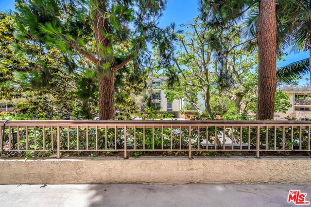 8600 Tuscany Avenue 202, Playa Del Rey, CA 90293