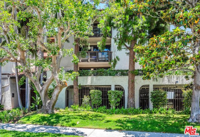 8600 Tuscany Avenue 202, Playa Del Rey, CA 90293