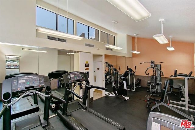 8600 Tuscany Avenue 202, Playa Del Rey, CA 90293