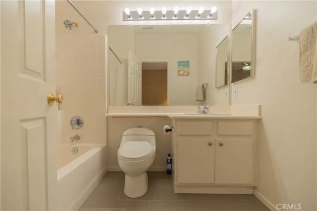 3122 Pinehurst, Corona, CA 92881