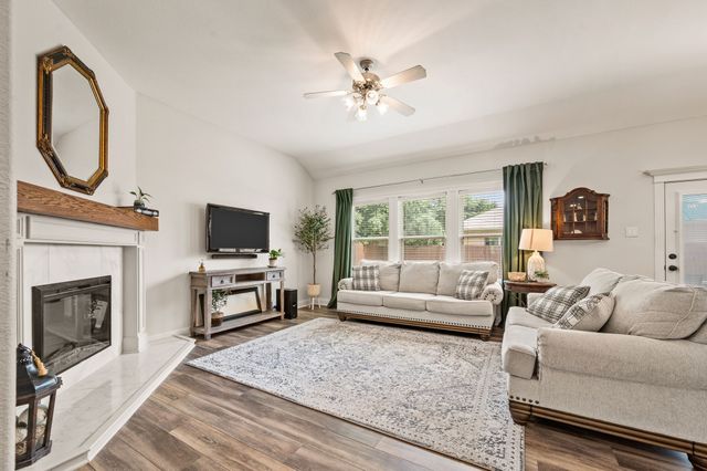 4721 Dogwood Drive, Denton, TX 76208