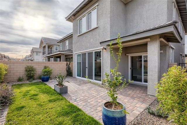 320 Cape Seville Place, Henderson, NV 89015