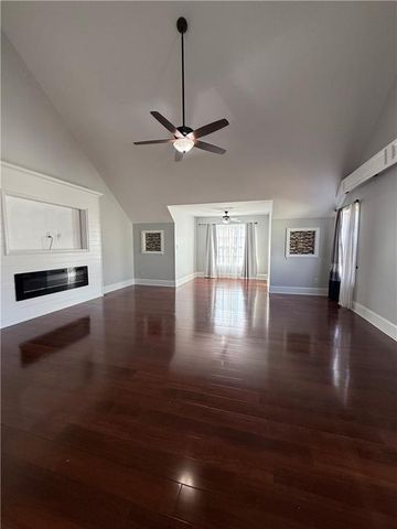 685 Georgian Hills, Lawrenceville, GA 30045