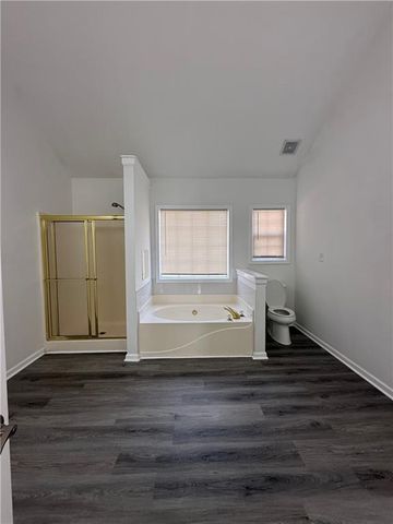 685 Georgian Hills, Lawrenceville, GA 30045