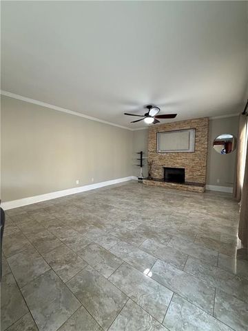 685 Georgian Hills, Lawrenceville, GA 30045