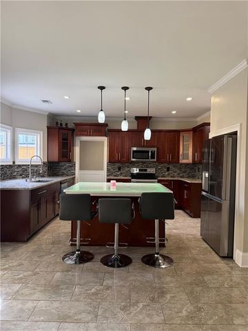 685 Georgian Hills, Lawrenceville, GA 30045