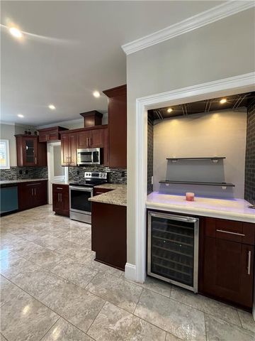 685 Georgian Hills, Lawrenceville, GA 30045