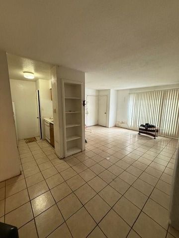 9201 Clarewood Drive 284, Houston, TX 77036