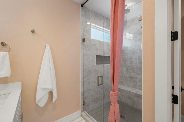 1201 Luna ST, Austin, TX 78721