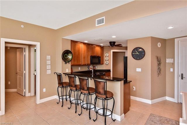 5781 Cape Harbour DR # 805, Cape Coral, FL 33914