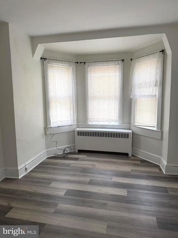 909 S BROOM ST, Wilmington, DE 19805