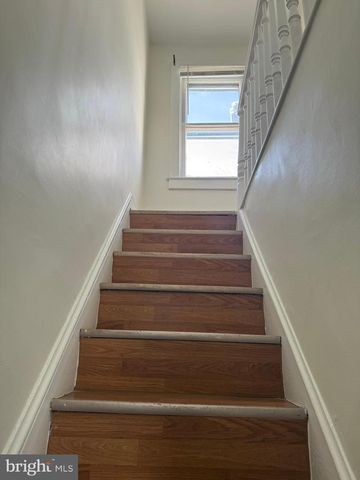 909 S BROOM ST, Wilmington, DE 19805