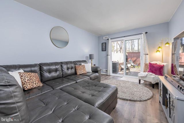 28 MADISON ST, Swedesboro, NJ 08085