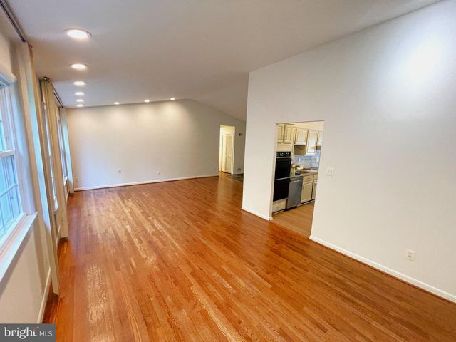 8410 BUCKHANNON DR, Potomac, MD 20854